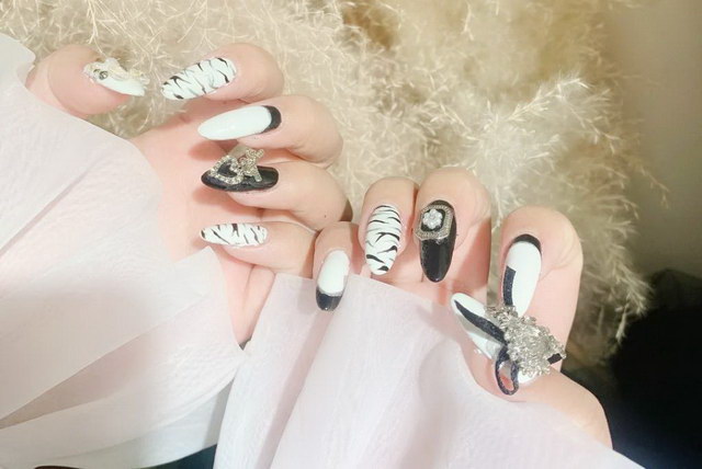 美甲美睫培训学校多少学费