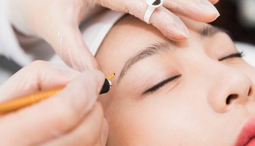 美容师培训学校哪里好