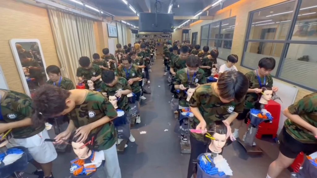 广州学美发,小孩毕业想学美发,尚艺美发学校怎么样